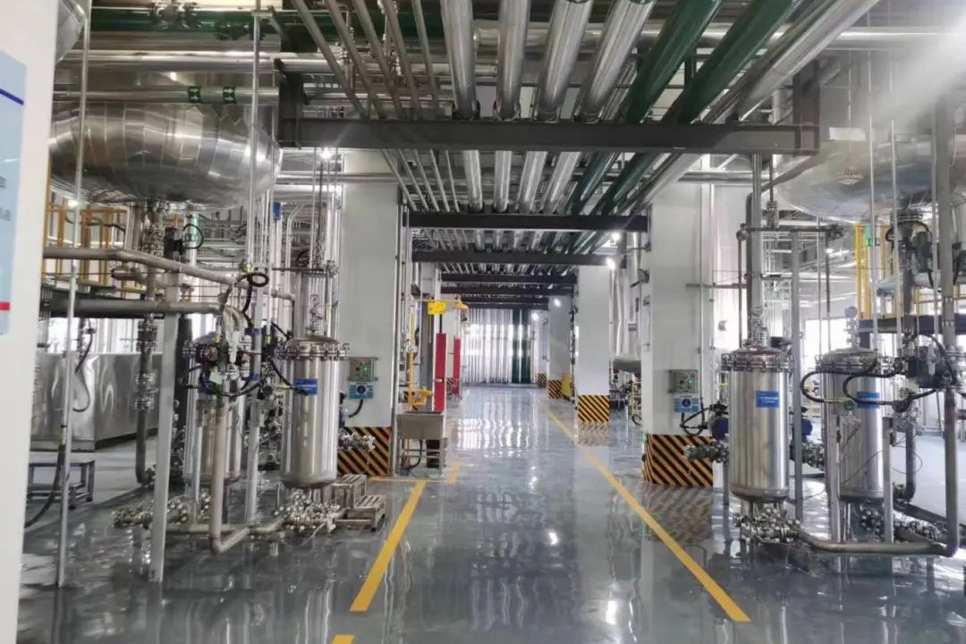 【電解液周報】華神科技/石大勝華電解液產業鏈項目試產！多位大咖共探固態電解質技術挑戰