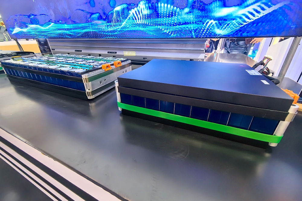 動力電池裝車量TOP15：磷酸鐵鋰榜首爭鋒 比亞迪沖上三元賽道