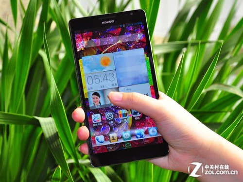 6.1英寸最大屏手機(jī) 四核華為Mate首測 