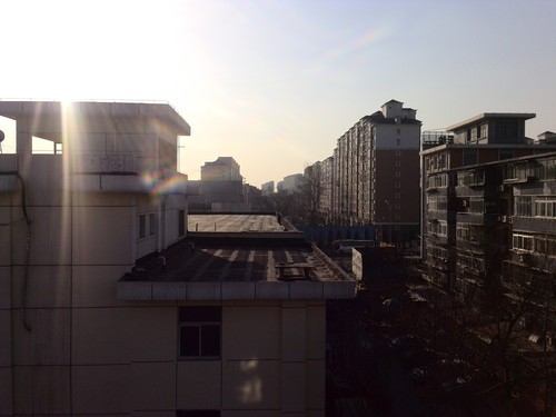 6.1英寸最大屏手機(jī) 四核華為Mate首測 