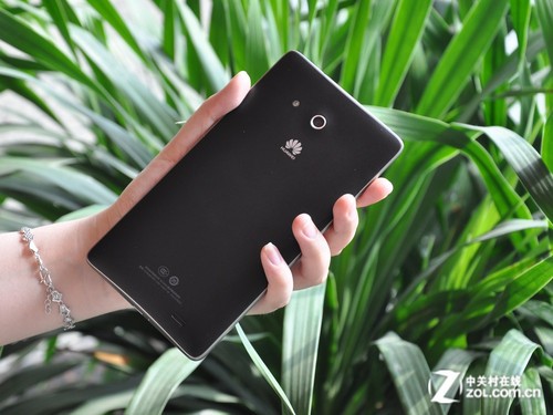 6.1英寸最大屏手機(jī) 四核華為Mate首測 