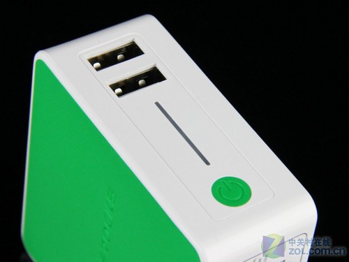 它不是插頭 寶格石Tetris移動(dòng)電源圖賞