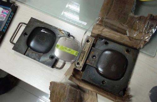 移動(dòng)電源自燃爆炸?看移動(dòng)電源里的那些貓膩 移動(dòng)電源自燃爆炸?看移動(dòng)電源里的那些貓膩