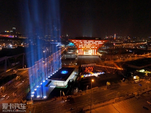 看豪華電動車新營銷模式 看豪華電動車新營銷模式