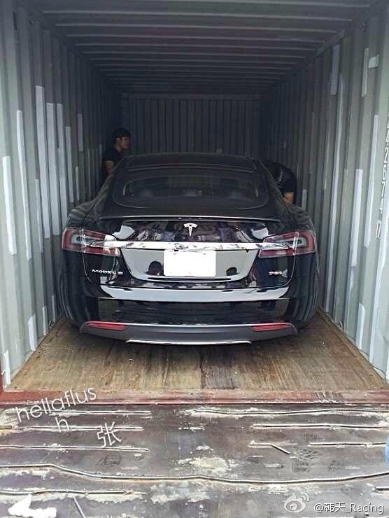 浙江土豪250萬元購入內地第一輛特斯拉(5)