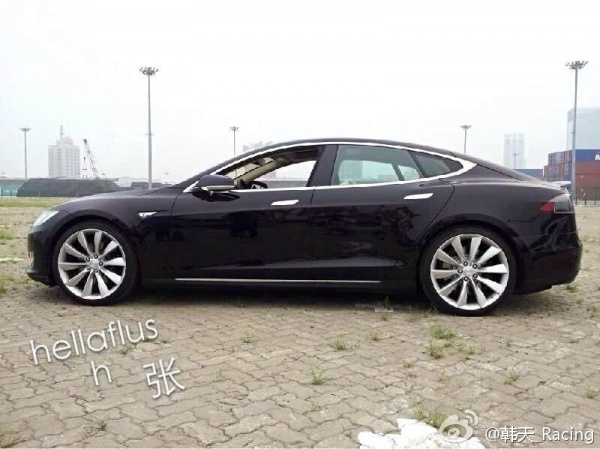 浙江土豪250萬元購入內地第一輛特斯拉(2)