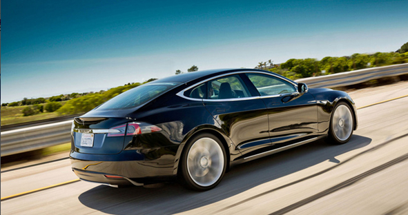 奔馳CEO質(zhì)疑特斯拉：制造豪華車經(jīng)驗不足還欠火候