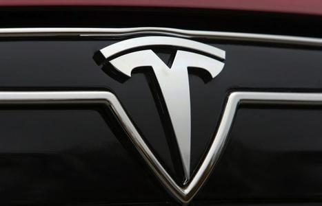 華為榮耀聯手特斯拉 要為汽車配智能手機車鑰匙