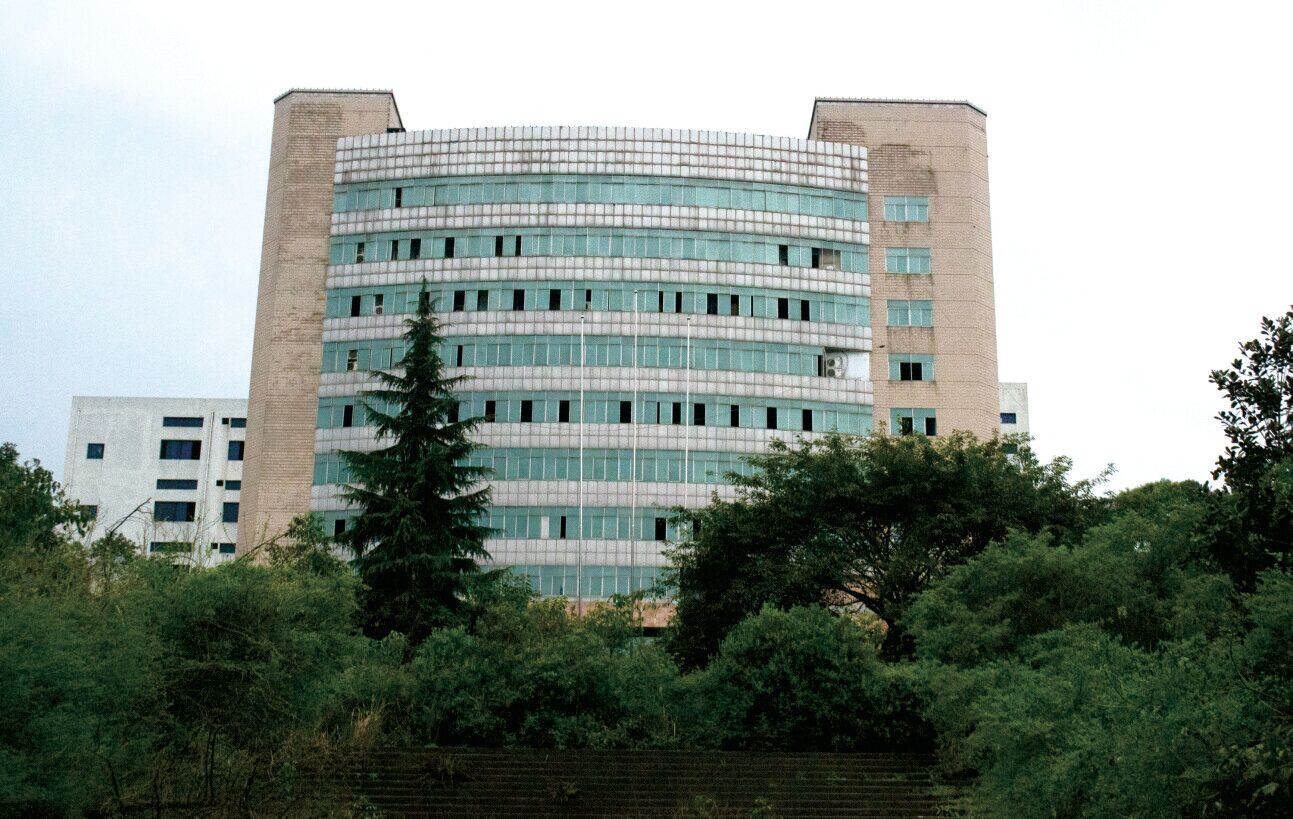 “前廠長”撿漏？ 西南最大電池廠萬光實業破產流拍