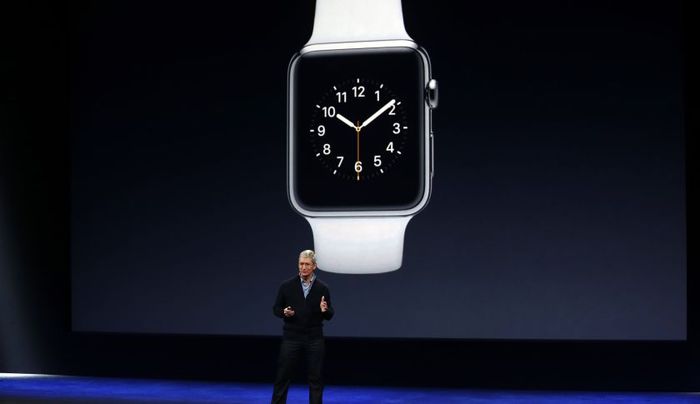 解密Apple Watch背后6位蘋(píng)果高管  庫(kù)克：對(duì)銷(xiāo)售數(shù)據(jù)很滿(mǎn)意