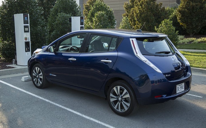 全球賣得最好的電動車 日產LEAF推出新車款電池容量達30kWh 全球賣得最好的電動車 日產LEAF推出新車款電池容量達30kWh