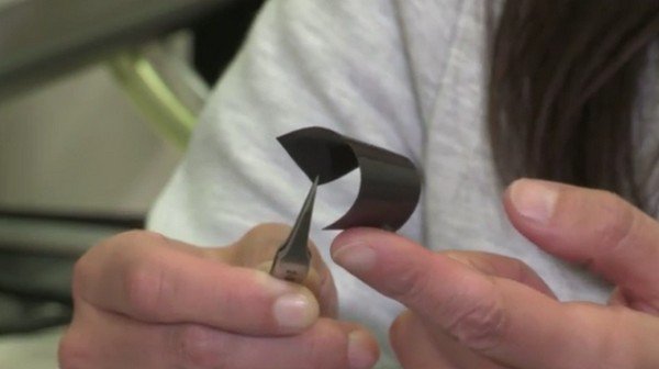 不用擔心再爆炸 新型鋰電池一旦過熱即自動停止運作