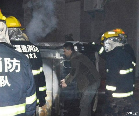 疑似知豆電動車自燃凸顯低速電動車危機3