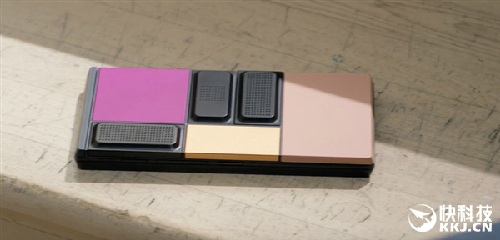 谷歌模塊化手機Project Ara真機上手：模組支持熱插拔