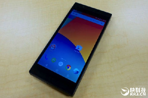 谷歌模塊化手機Project Ara真機上手：模組支持熱插拔