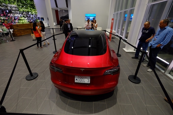 親歷特斯拉Gigafactory超級工廠開幕