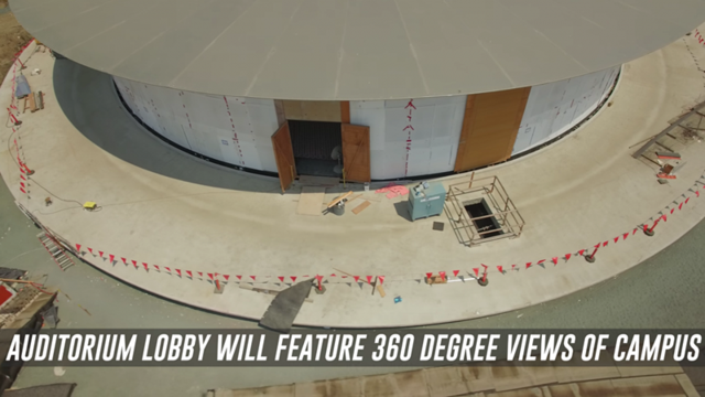 蘋果“太空船”園區(qū)屋頂安裝太陽(yáng)能電池板 禮堂接近完工