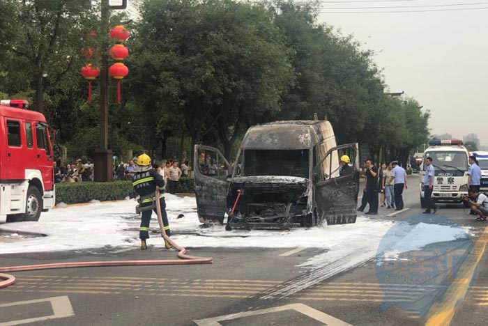西安一周連續兩起電動汽車自燃事件
