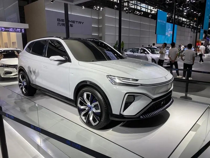 榮威MARVEL-R亮相！5G技術+L3自動駕駛  8月首發上市