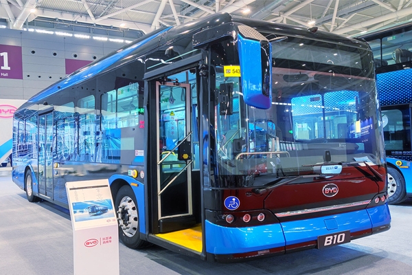 2022年我國(guó)新能源客車(chē)銷(xiāo)量達(dá)5.8萬(wàn)輛 同比增長(zhǎng)18%