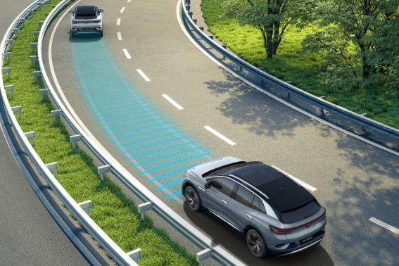 加速電動(dòng)化轉(zhuǎn)型！歐盟正式?jīng)Q定2035年禁售燃油車