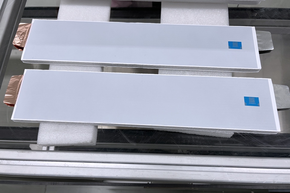 蜂巢能源書寫疊片技術進化史:Z字形、切疊一體、飛疊熱復合