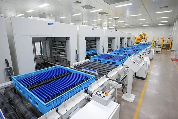 創紀錄！蜂巢能源鹽城基地飛疊短刀L400電芯兩個月累計生產超50萬支