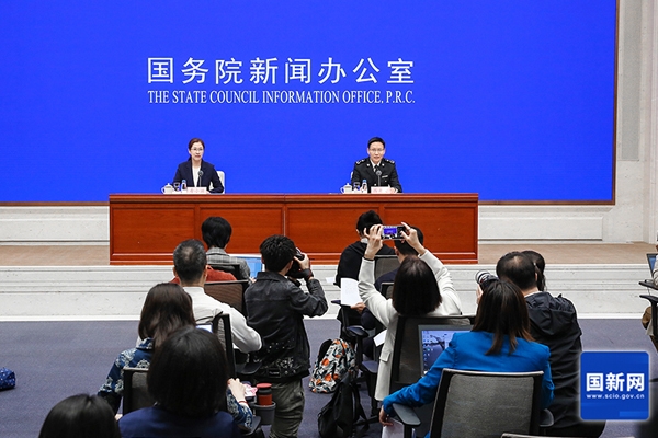 前三季度“新三樣”出口近7990億 新能源車及鋰電池出口量一覽