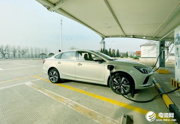 3月全國(guó)新能源乘用車(chē)廠商批發(fā)銷(xiāo)量82萬(wàn)輛 環(huán)比增長(zhǎng)84%