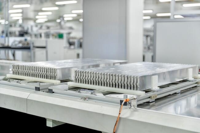 磷酸鐵減產去庫：低價競爭擊穿成本！