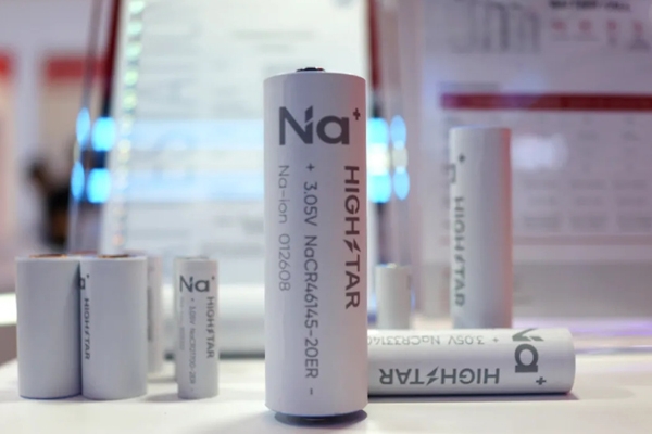 1.5GWh！一上市公司獲鈉電池訂單！在建鈉/鋰電池共線產能10GWh