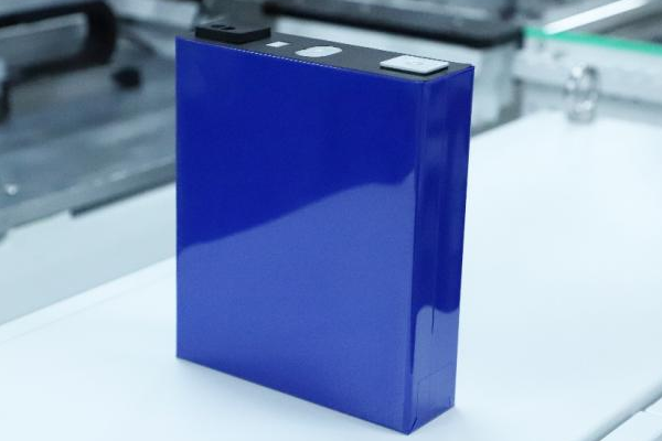 含磷酸鐵鋰儲能系統!500MW/1GWh儲能項目EPC中標候選人公示