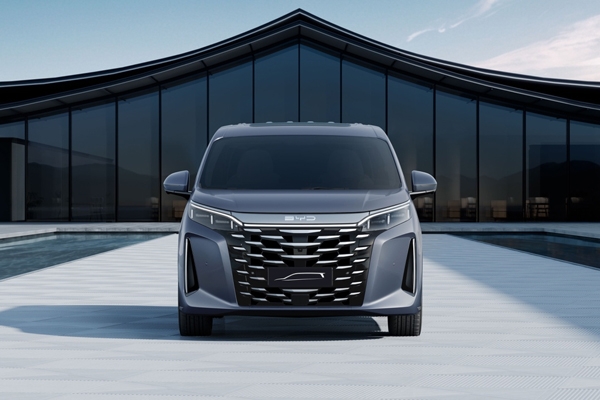 預計售價30萬起，年內上市！比亞迪王朝首款中大型旗艦MPV夏首發亮相！