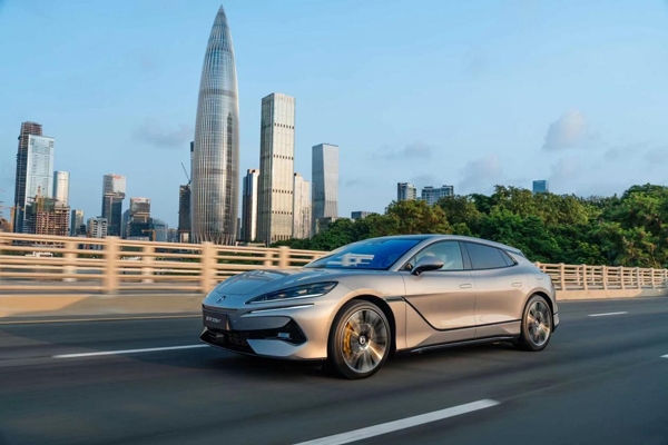 比亞迪“天神之眼”重磅升級！無圖城市領航功能全國開通！