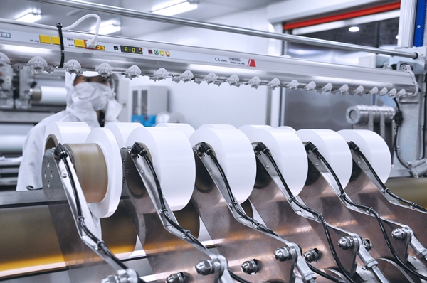 2024年中國鋰電隔膜出貨量227.5億㎡ 兩家企業(yè)首次沖進前十