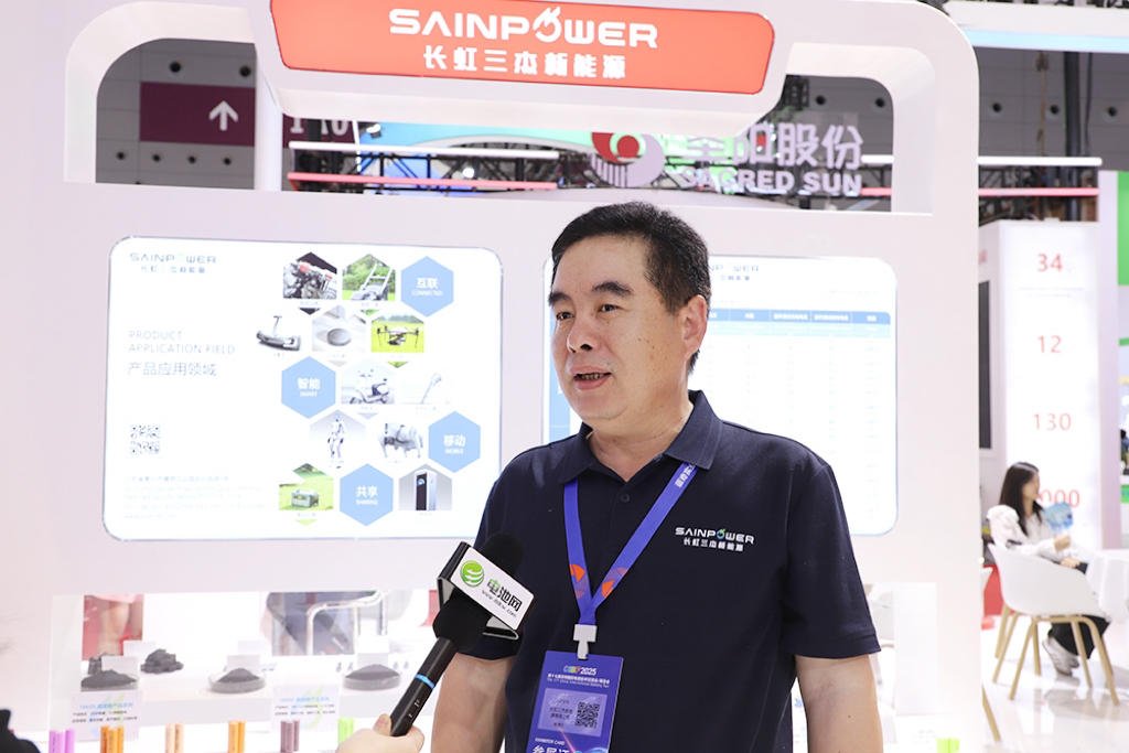 全極耳電池蓄勢(shì)規(guī)?；慨a(chǎn)！長虹三杰開辟多元?jiǎng)?chuàng)新賽道