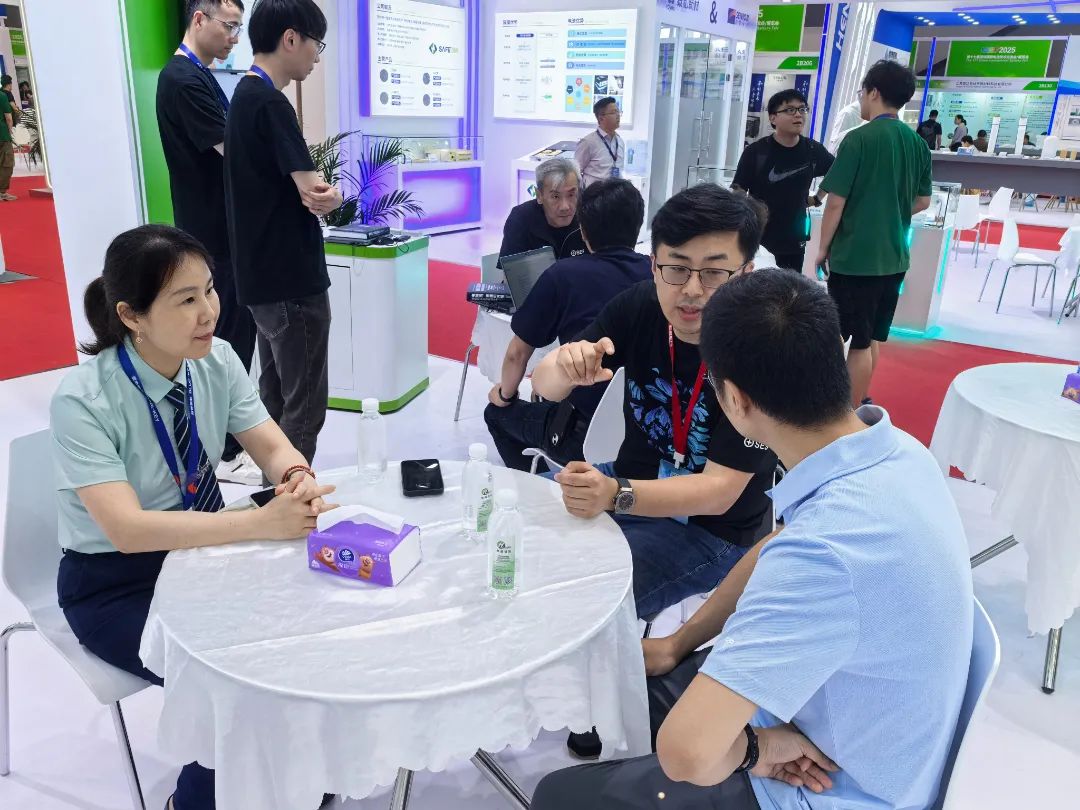 航盛鋰能亮相CIBF 2025