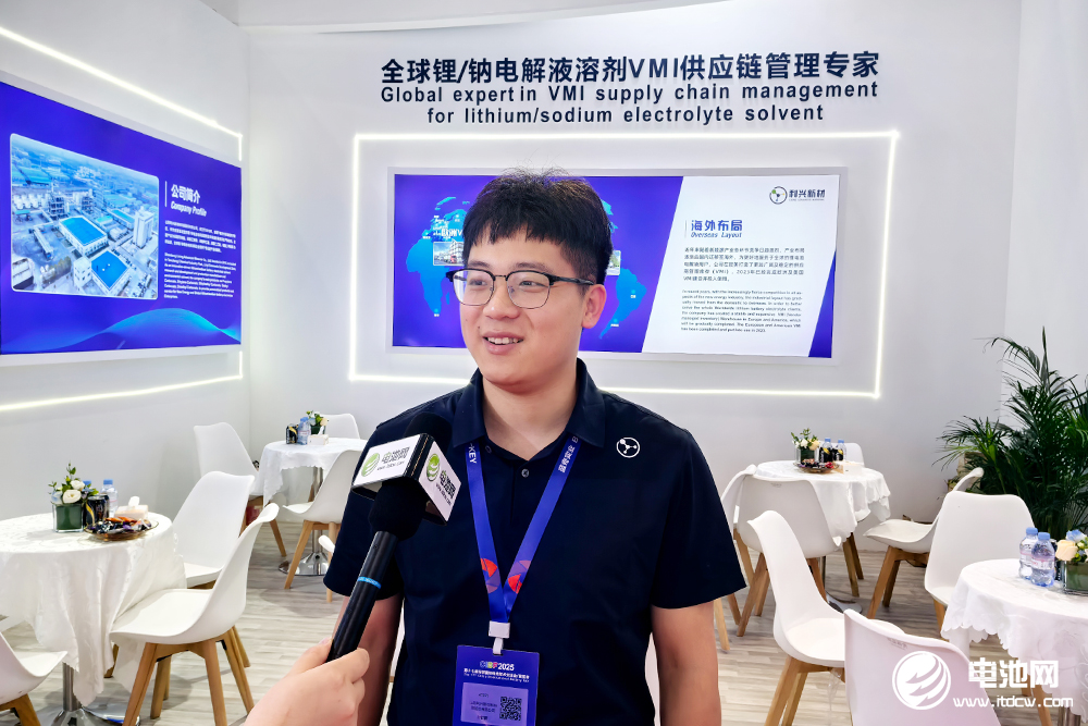 利興新材市場(chǎng)負(fù)責(zé)人孫欽鵬 利興新材市場(chǎng)負(fù)責(zé)人孫欽鵬