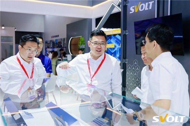 熱復合短刀備受青睞,蜂巢能源SNEC展再度斬獲2.1GWh儲能訂單! 熱復合短刀備受青睞,蜂巢能源SNEC展再度斬獲2.1GWh儲能訂單!