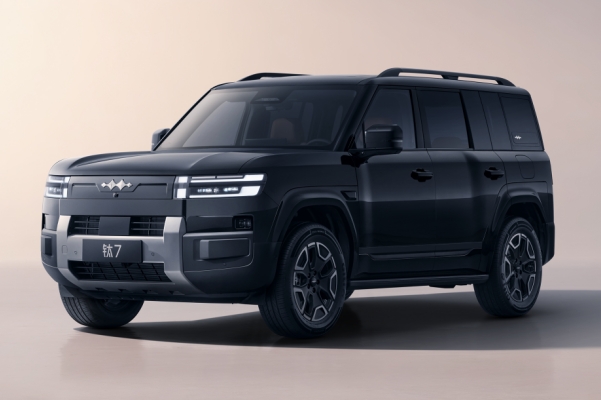 方程豹品牌第四款車型鈦7來了!預計四季度上市