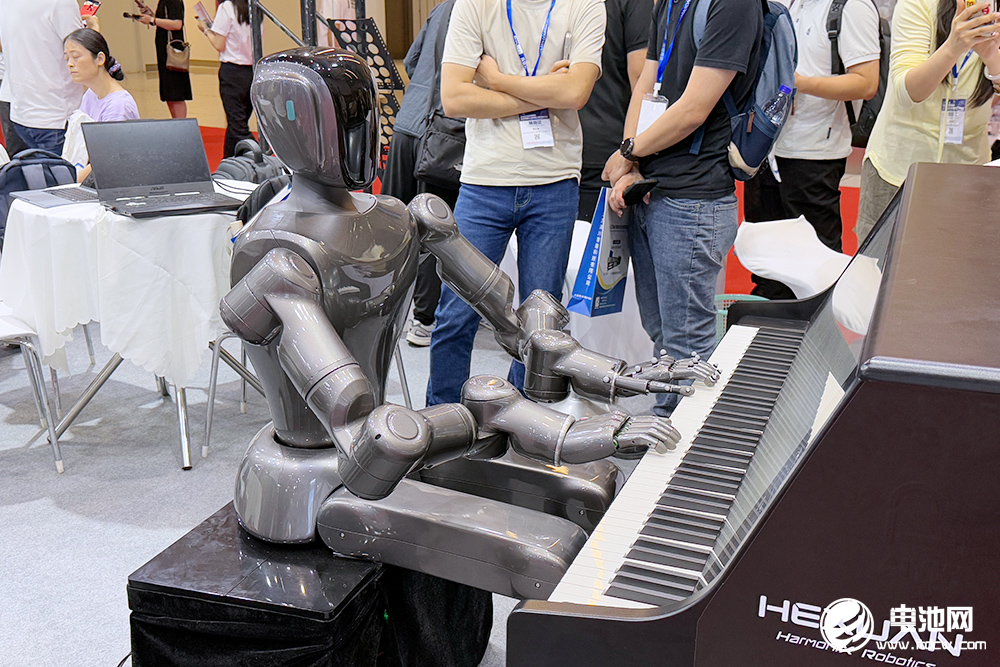 人形機器人 人形機器人