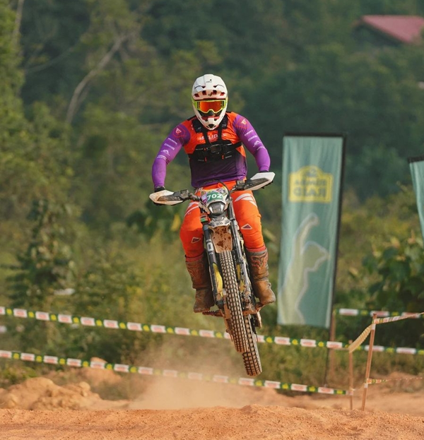 20秒碾壓級優勢！孚能科技賦能虬龍雨林賽道上演“電驅傳奇”