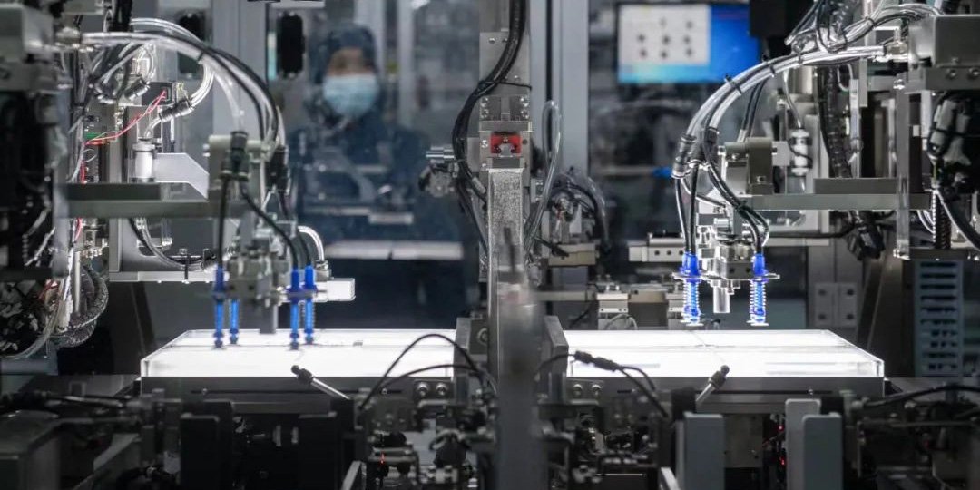 全固態(tài)電池備戰(zhàn)裝車!半個月內(nèi)10余家公司密集披露新進展