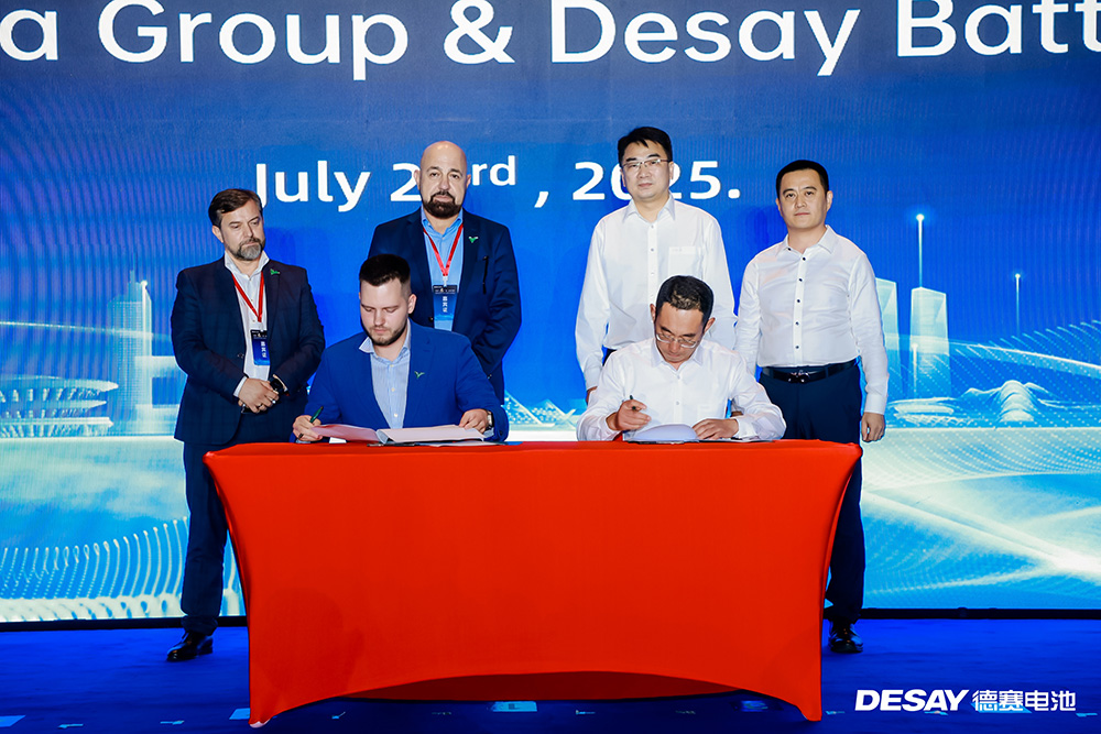 當(dāng)儲能行業(yè)還在“揣滅火器”,這家企業(yè)已讓量產(chǎn)電芯“開口說話”? 當(dāng)儲能行業(yè)還在“揣滅火器”,這家企業(yè)已讓量產(chǎn)電芯“開口說話”?