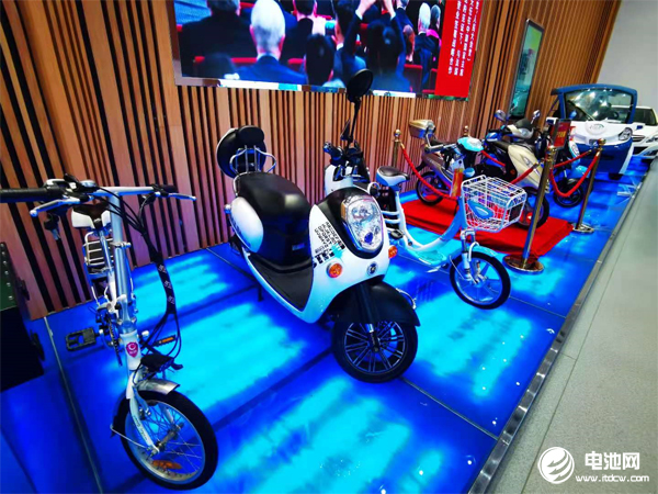 電動(dòng)自行車 電動(dòng)自行車