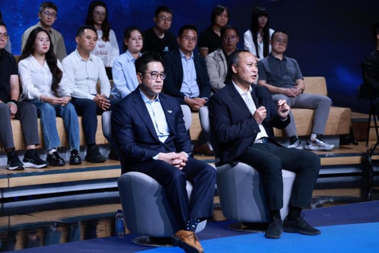 歷史級時刻！萬億級大產(chǎn)業(yè)，引爆全球