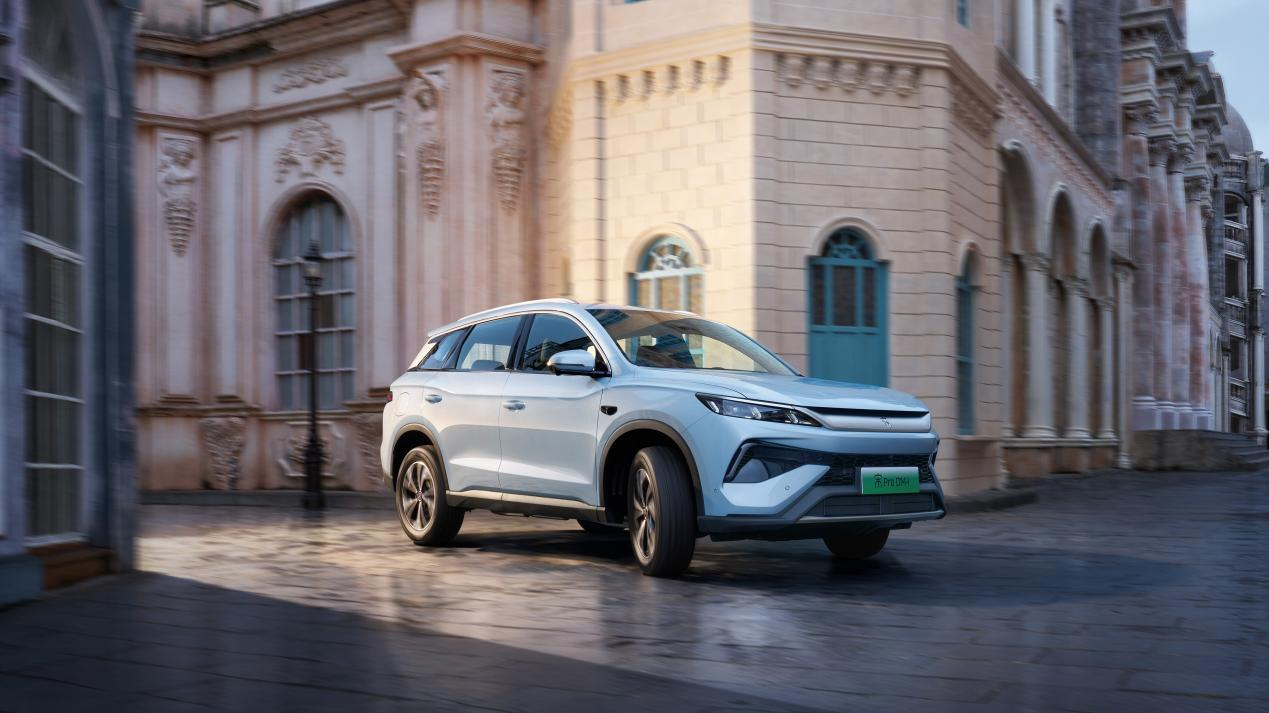 9.98萬起，2026款宋L DM-i上市，純電續航200km，標配云輦C！