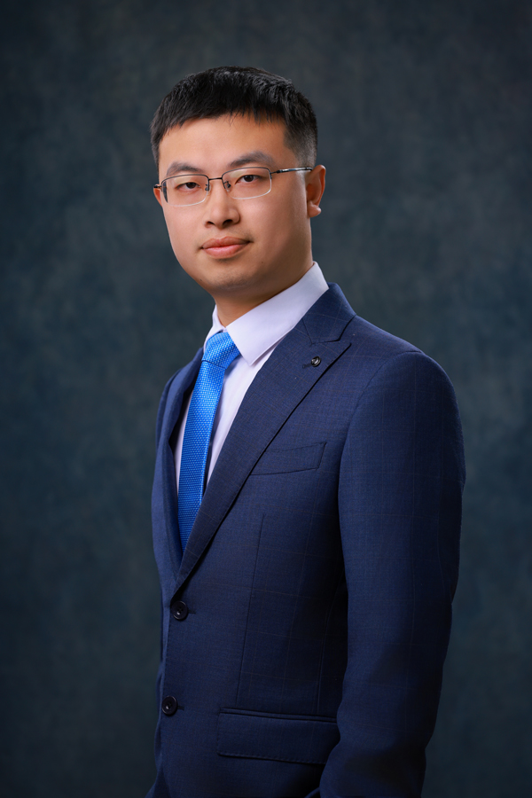 無(wú)錫盤古新能源有限責(zé)任公司董事長(zhǎng)胡明祥