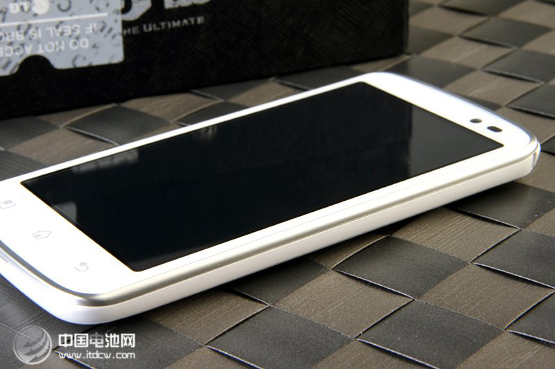 LG在華放棄低端手機 進軍高端智能手機市場