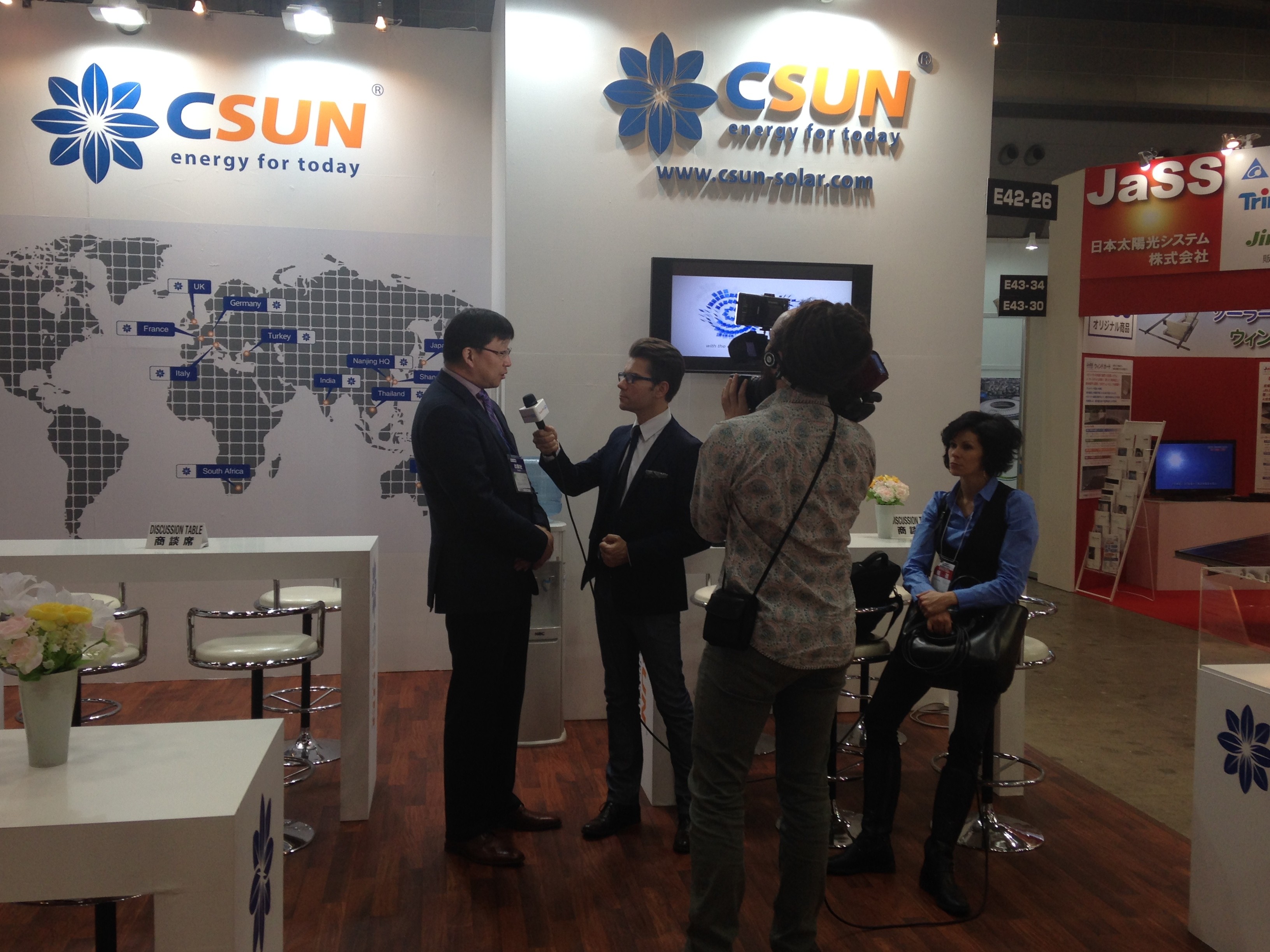 日本光伏展:中電光伏眾多明星產品集體亮相 日本光伏展:中電光伏眾多明星產品集體亮相